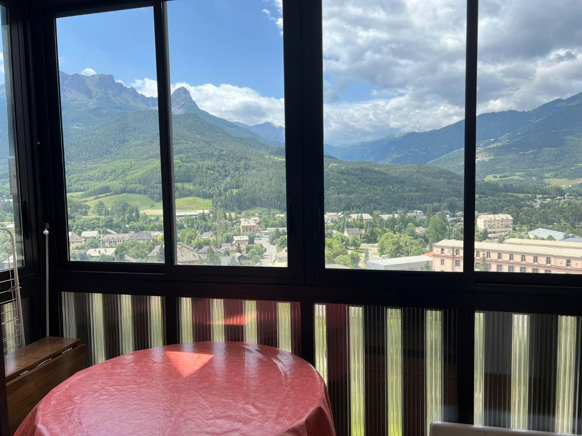 Terrasse Adroit T2 Barcelonnette - Wi-Fi Gratuit - 7 Couchages Apartment Екстериор снимка